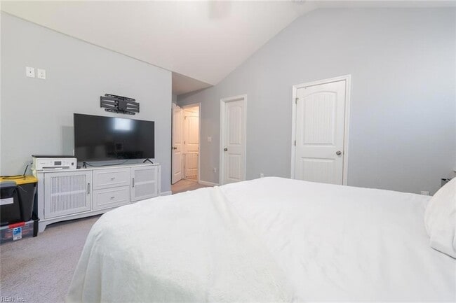 Building Photo - 409 Draper Dr