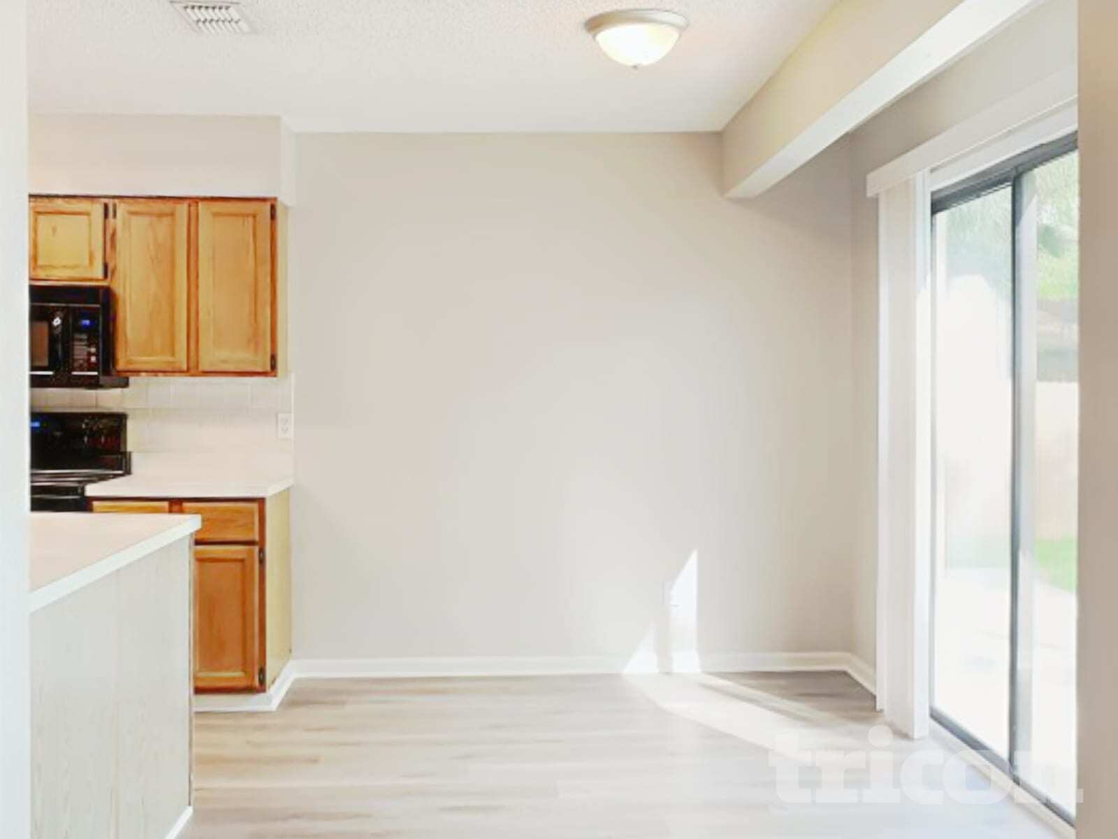 Building Photo - 7412 Amandas Crossing Dr N