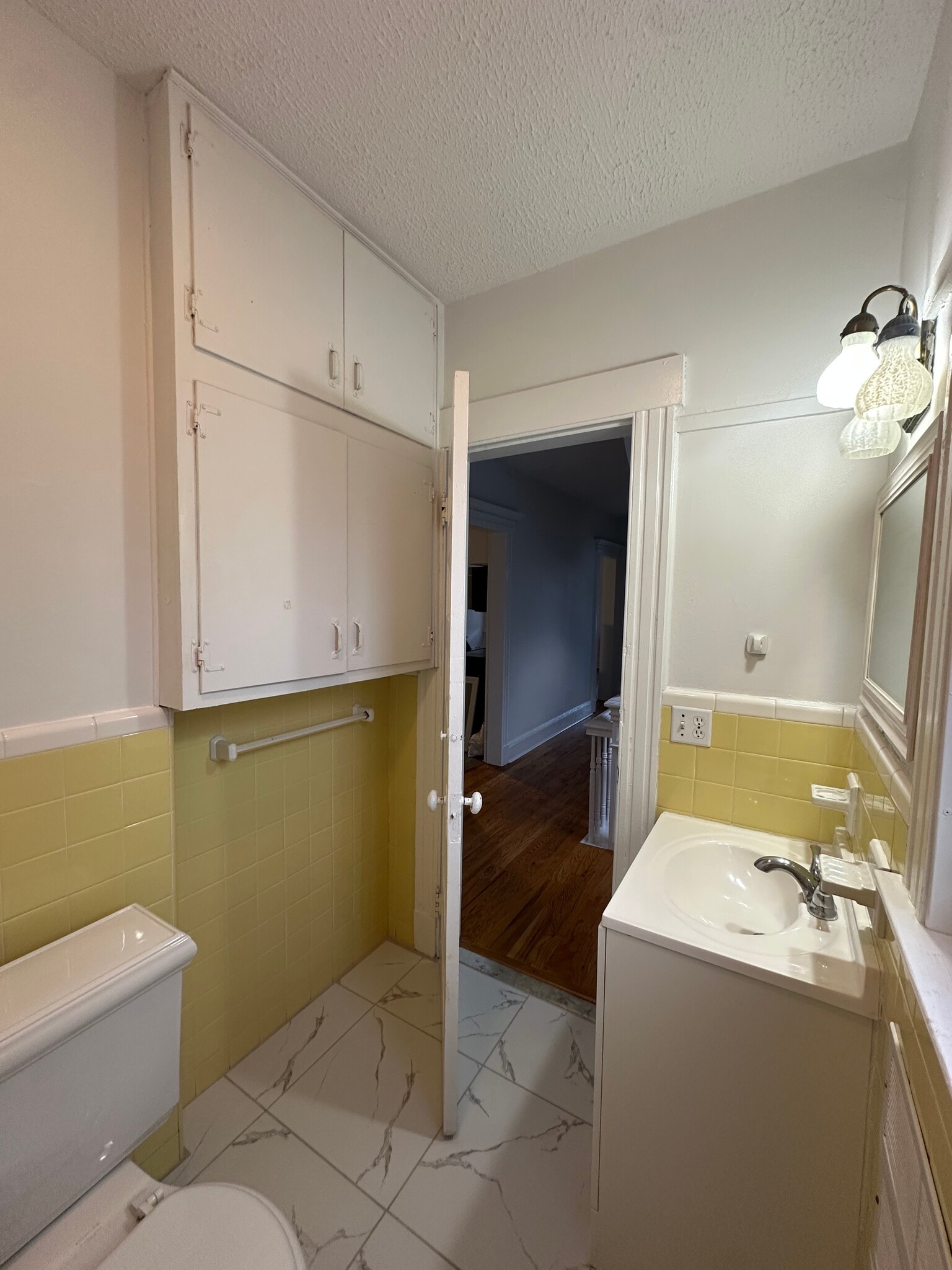 2nd floor Full Bathroom cabinets - 120 Cleveland Ave