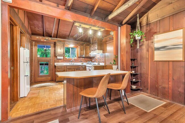 Building Photo - Picturesque, Pet Friendly, with Garage and...