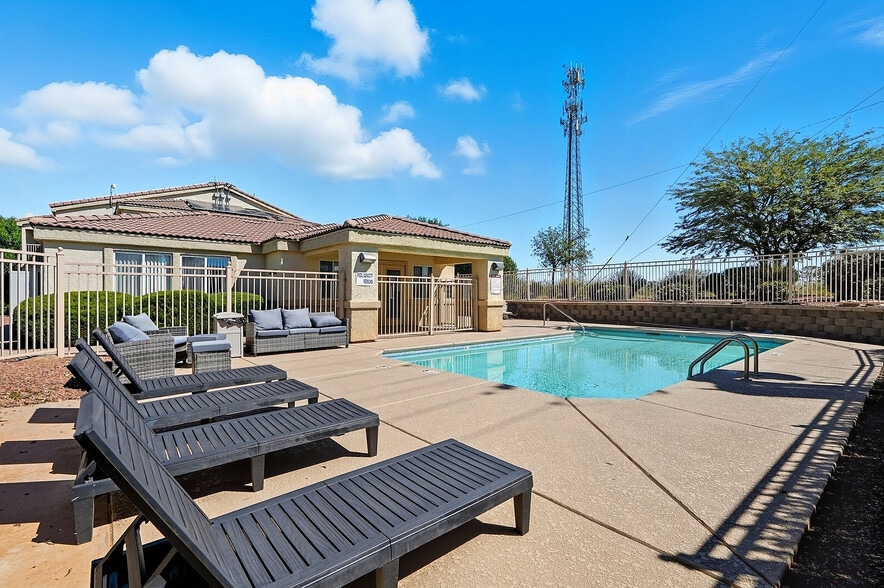 Copper Canyon Apartments Pool - Copper Canyon