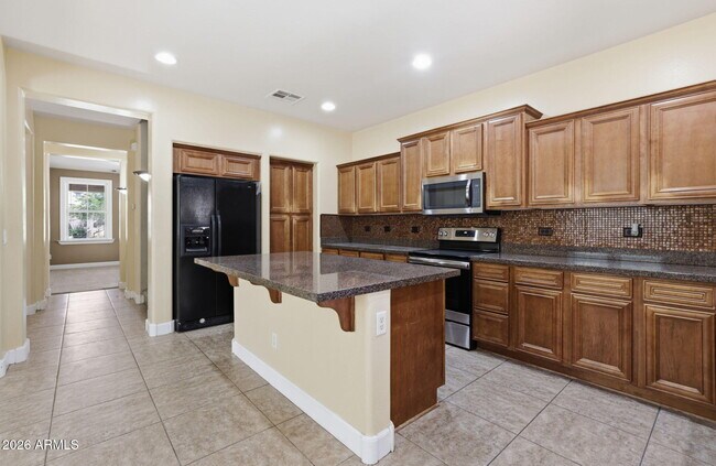Building Photo - 15372 W Dahlia Dr