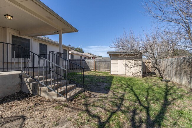 Building Photo - 2078 Buckley Ln