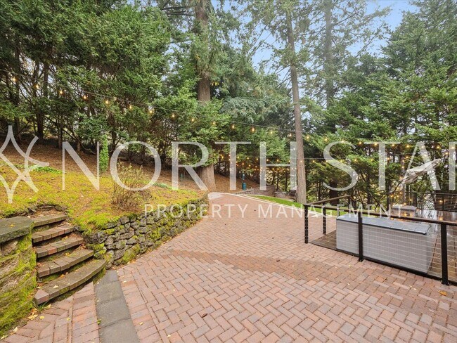 Building Photo - Sunning SW Portland Family Home for Rent