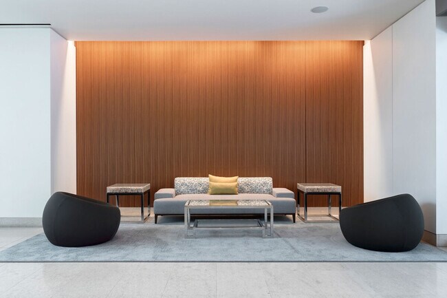 Building Photo - 900 10th St NW