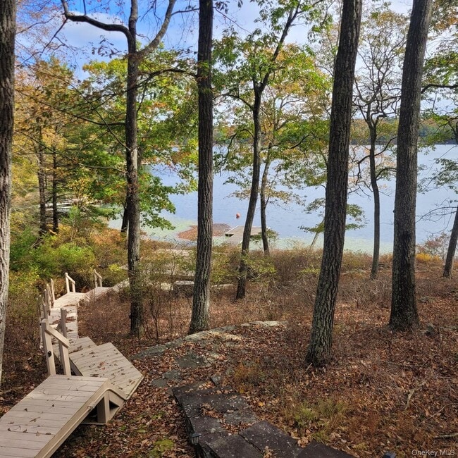 Building Photo - 136 Browning Blvd