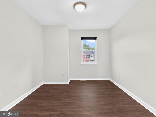 Building Photo - 2499 Vineyard Ln