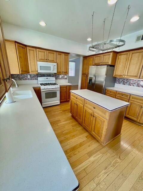 Building Photo - 179 Alabaster Loop
