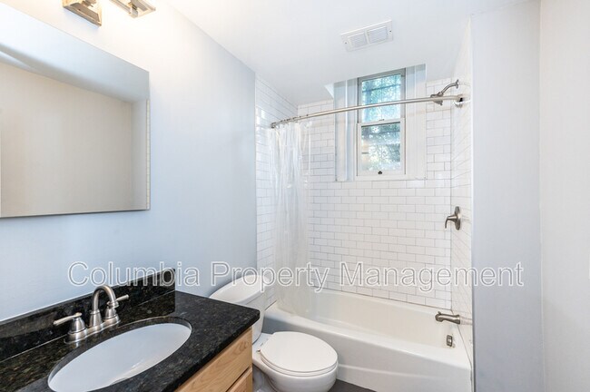 Building Photo - 3060 16th St NW