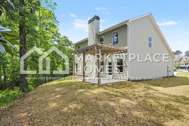 Building Photo - 173 Russell Way