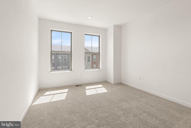 Building Photo - 6230 Folly Ln