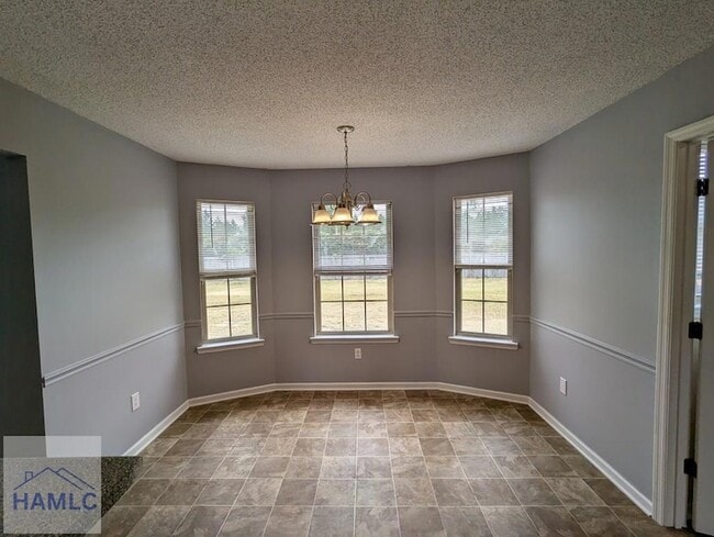 Building Photo - 215 Bridgemont Way