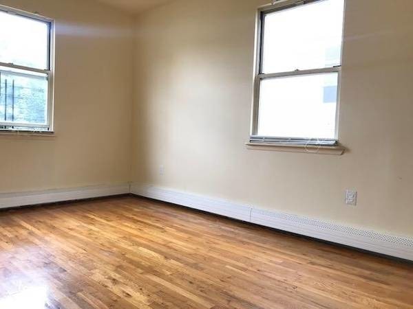 Building Photo - 65 Durand Pl