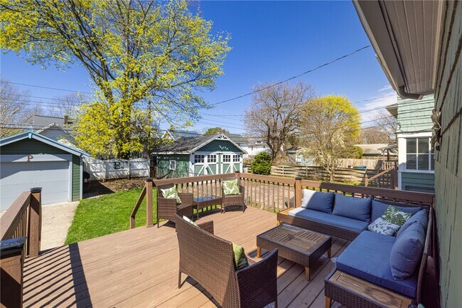 Building Photo - 109 Bedford St