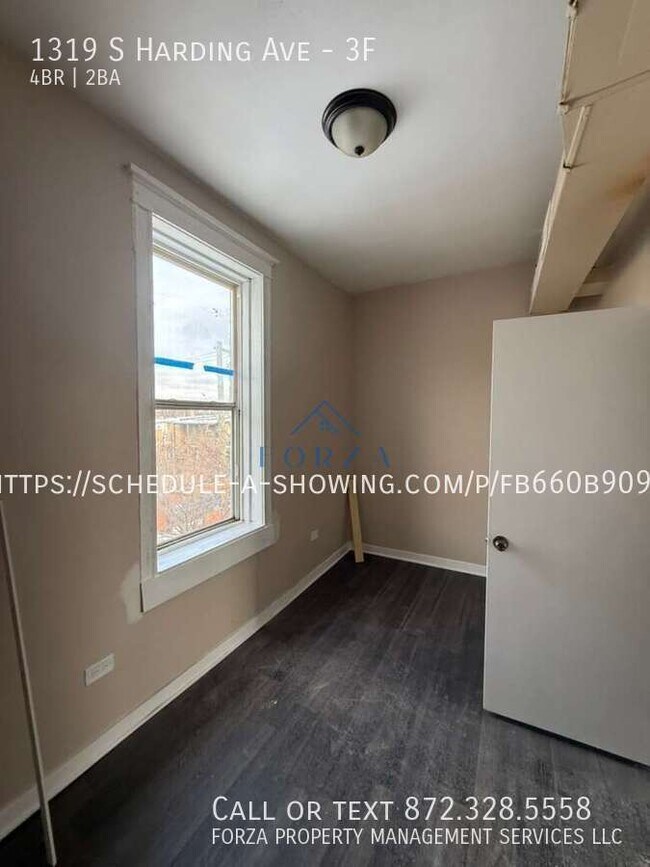 Building Photo - 1319 S Harding Ave