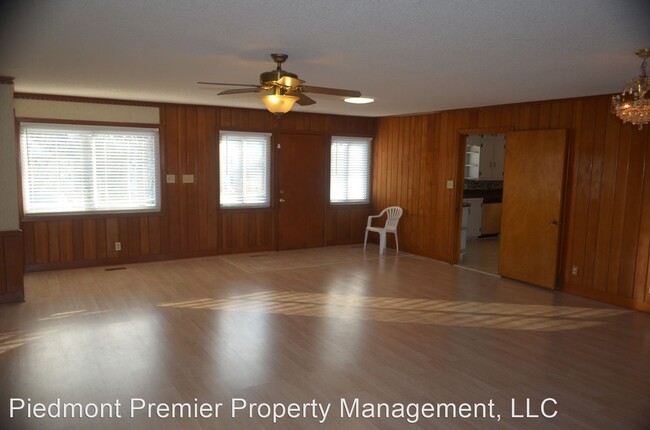 Building Photo - 3 br, 3 bath House - 4757 Kester Mill Road
