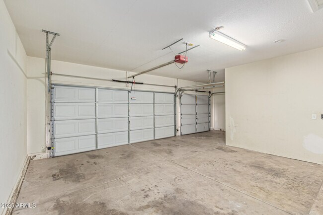 Building Photo - 15213 N 55th Way