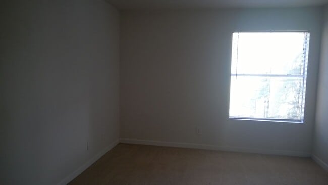 Building Photo - Sanctuary at Bay Hill 2 bedroom 2 bath Condo with 1 car garage