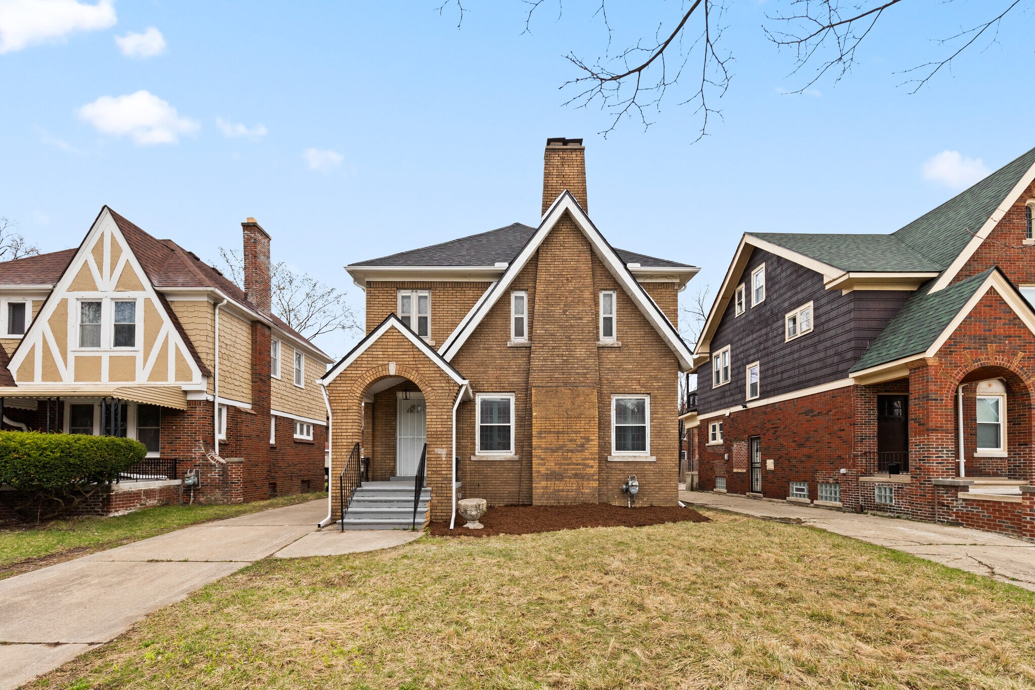 Building Photo - 4767 Sturtevant St
