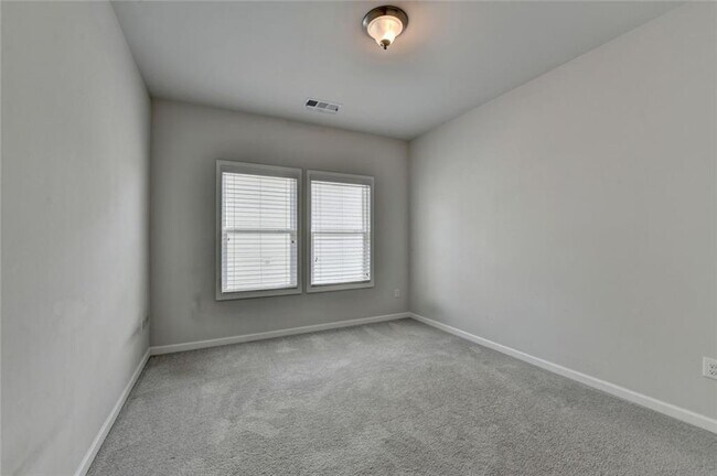 Building Photo - 3695 Andover St