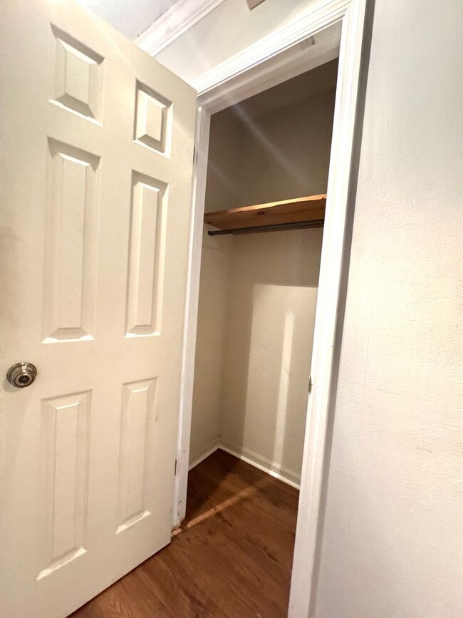 Building Photo - 308 Candlewood Dr
