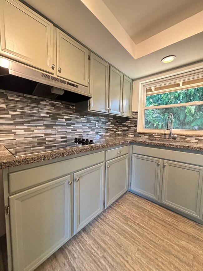 Building Photo - Gorgeous 4-Bd House | Huge Deck, Huge Fenced Yard, & Bonus Room!
