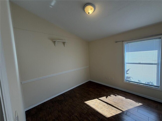 Building Photo - 7224 49th Ave E