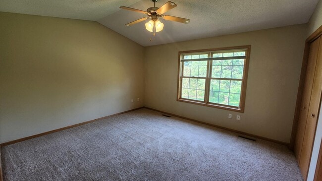 Building Photo - 3037 Venice Ln NW