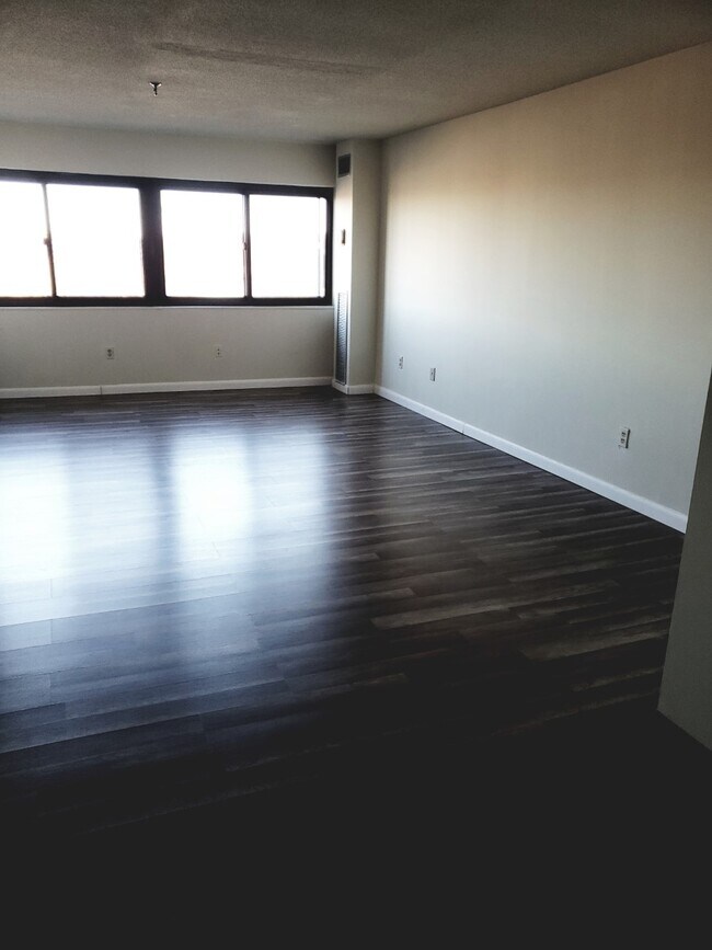 Colonial Point Apartments 95 Audubon Rd Wakefield MA 01880 Apartment Finder