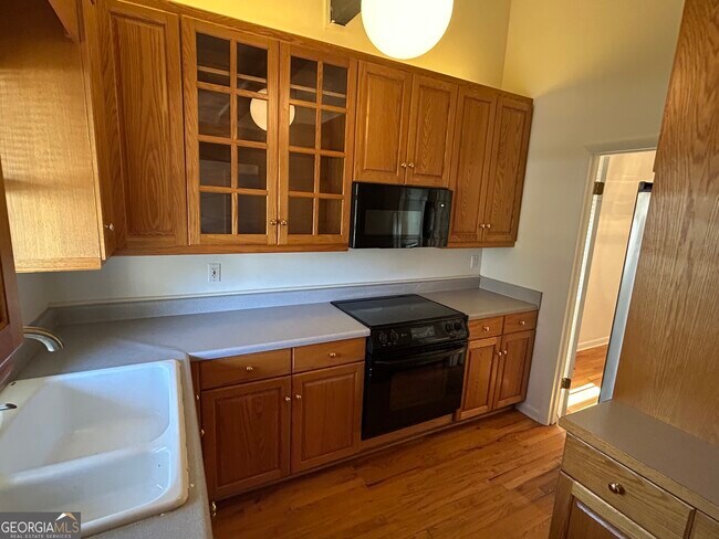 Building Photo - 180 Woodstone Dr