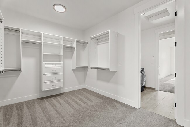 Building Photo - 16914 1st Pl S