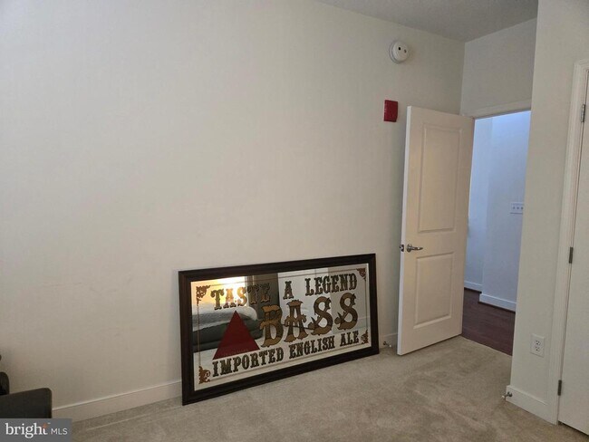 Building Photo - 155 Potomac Passage