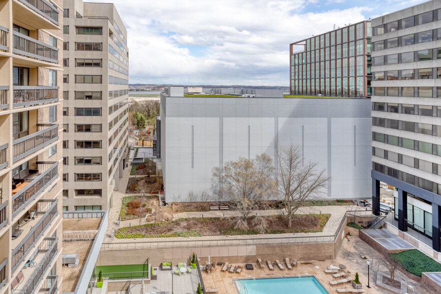 Building Photo - 1515 Richmond Hwy