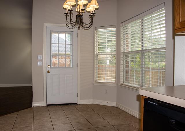 Building Photo - 4021 Aladdin Dr