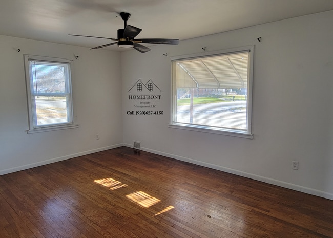 Building Photo - 1104 Pershing Ave