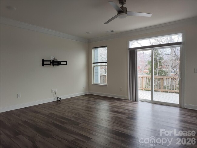 Building Photo - 10459 Glenmere Crk Cir
