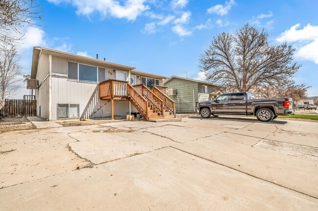 Building Photo - Charming Townhome in Beautiful Rangely, CO