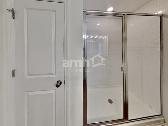 Building Photo - 29648 Passerine Ct