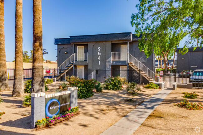 Building Photo - Eclipse Apartments