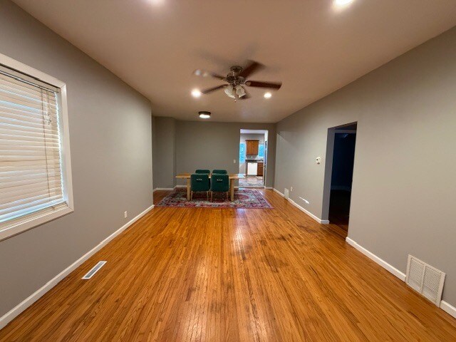 Building Photo - 1119 Hill Ave