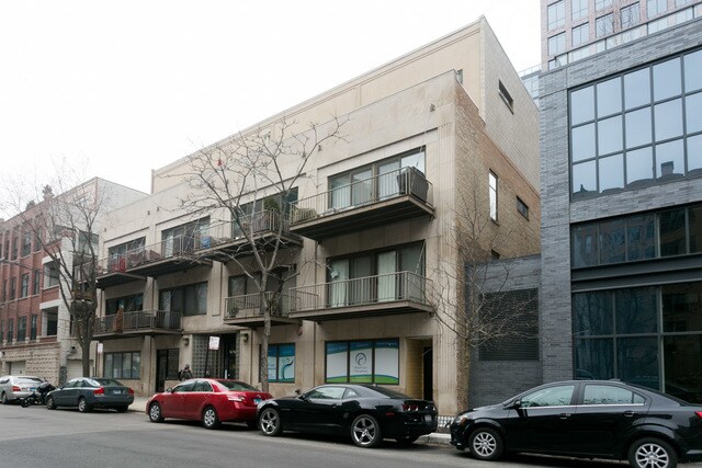 Building Photo - 14 N Sangamon St