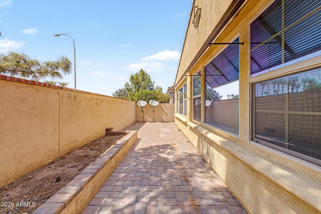 Building Photo - 4128 S Greythorne Way