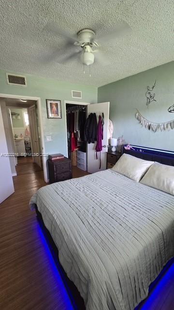 Building Photo - 1301 N 12th Ct