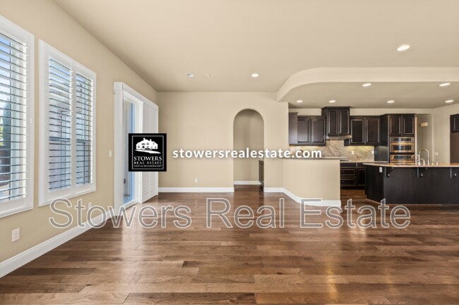 Building Photo - 1642 Pinot Pl