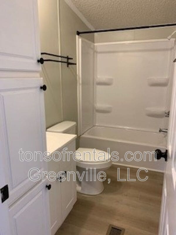 Building Photo - 236 Elizabeth Ln