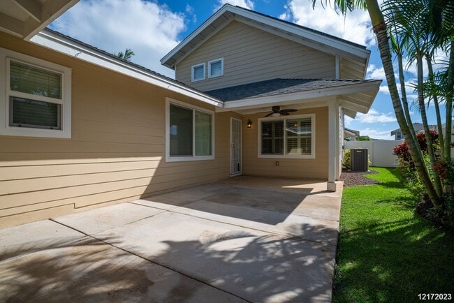 Building Photo - $5,100 / 4br - 1992ft2 - 4 BED 3 BATH HOME...