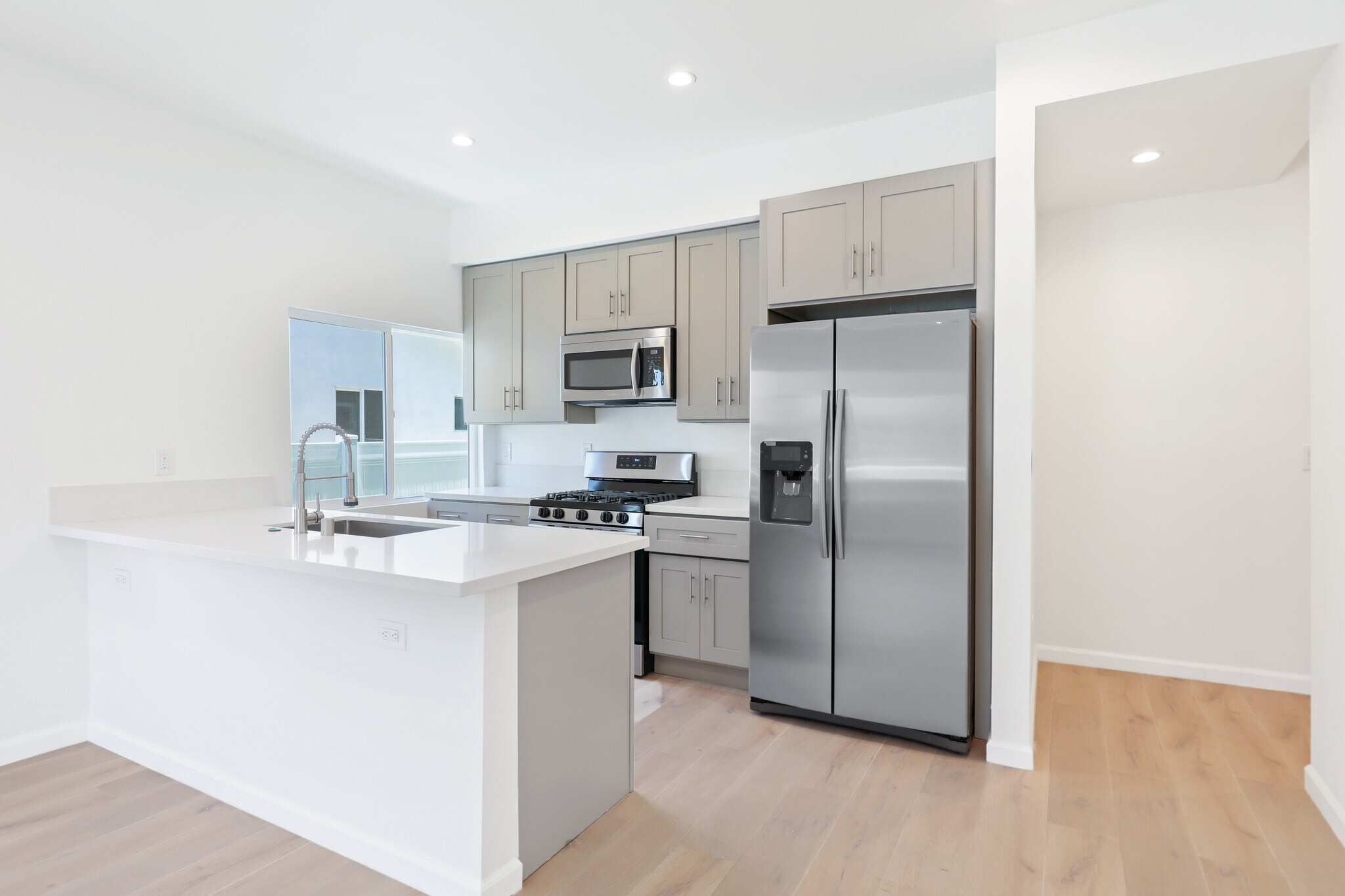 Building Photo - 5232 W 20th St