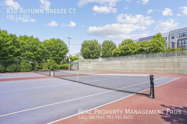 Building Photo - 810 Autumn Breeze Ct