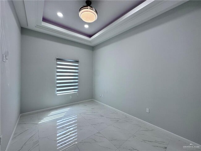 Building Photo - 21 Sunset Dr