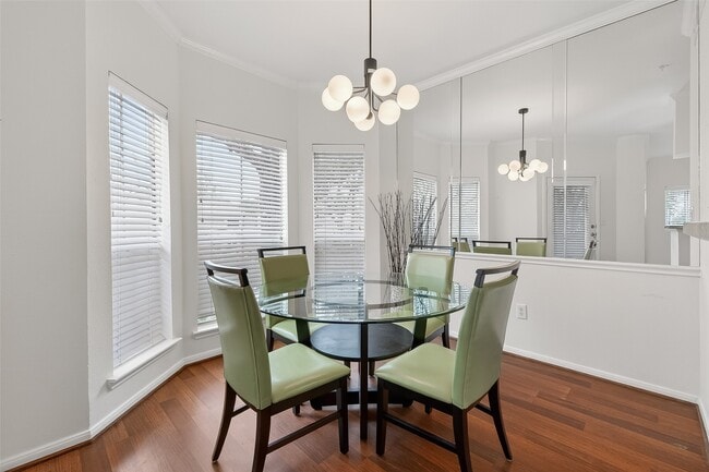 Building Photo - 1330 Old Spanish Trl